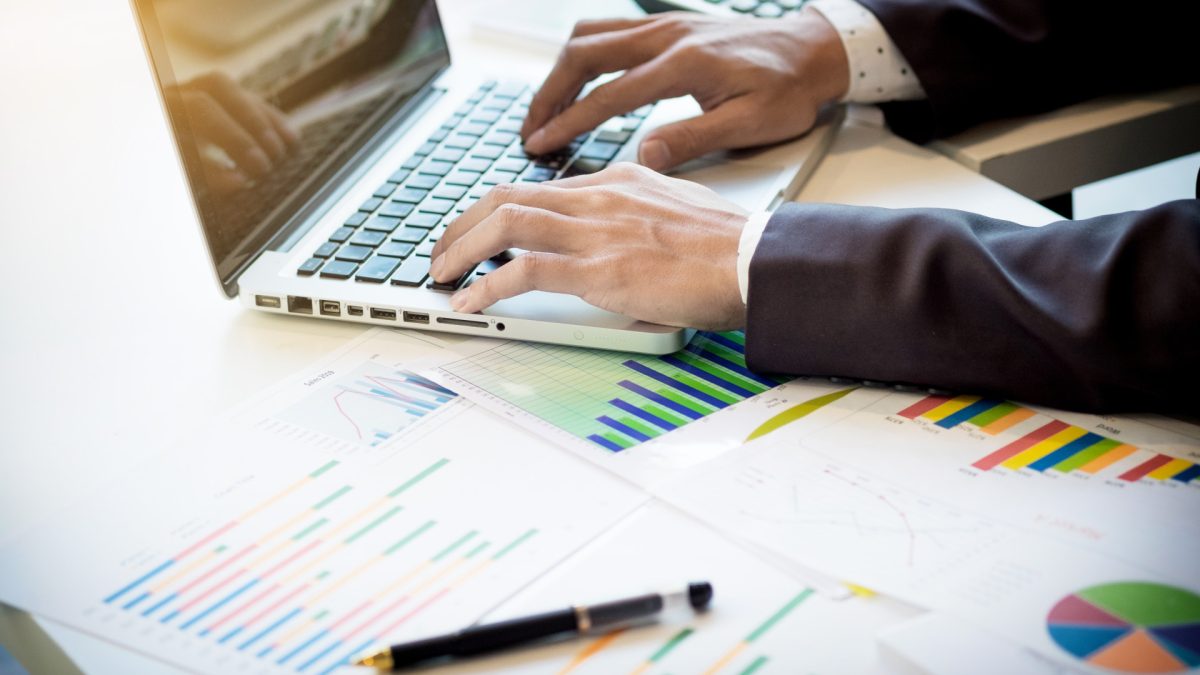 Lancer une boutique en ligne : pourquoi l'expert-comptable change tout dès le départ